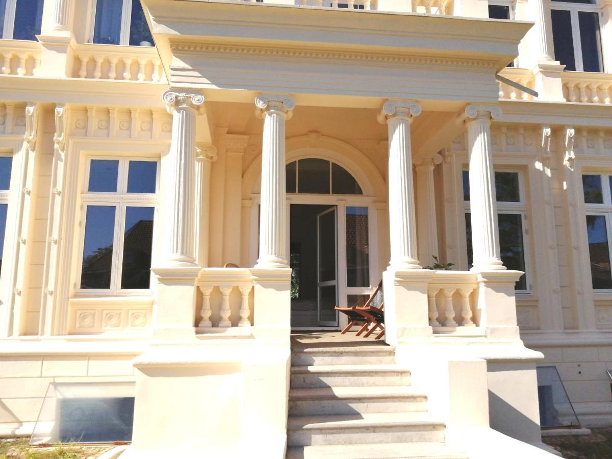 Villa Pauli Eutin Luaran gambar