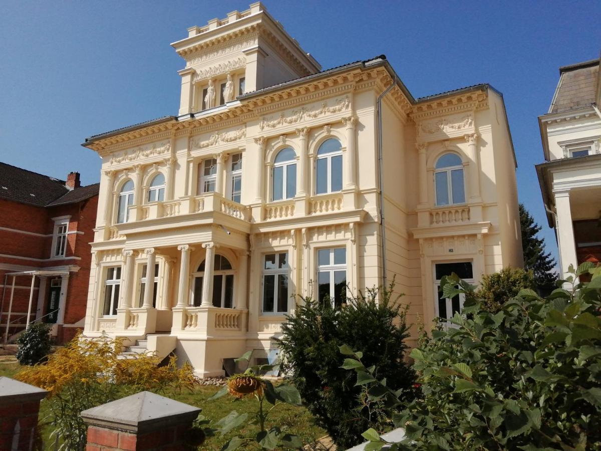 Villa Pauli Eutin Luaran gambar